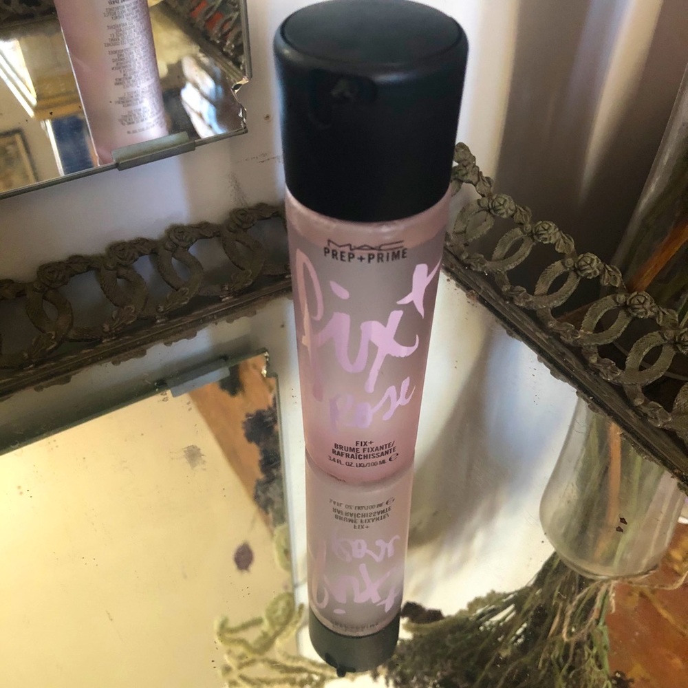 SOLD MAC Prep + Prime Spray